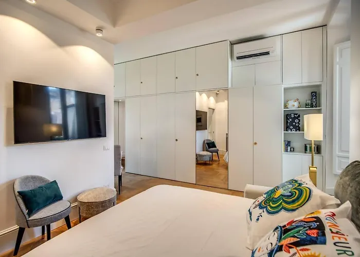 Luxury Suite By Spanish Square