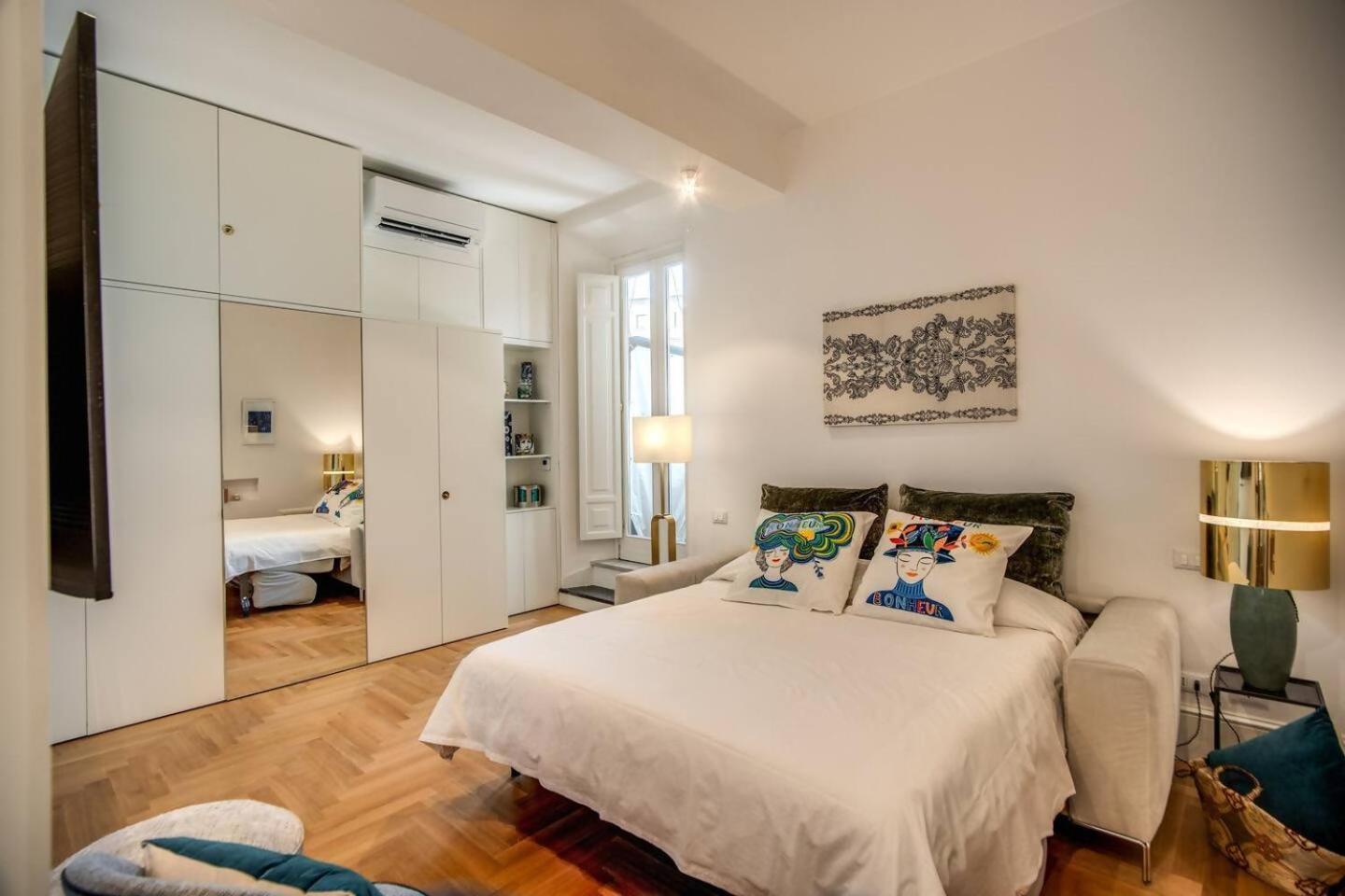 Apartment Luxury By Spanish Square Rom